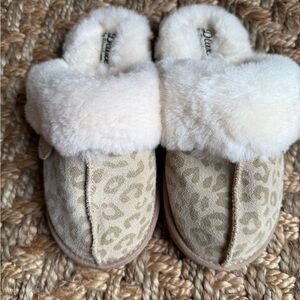 Adorable Leopard Print Fur Lined Slippers